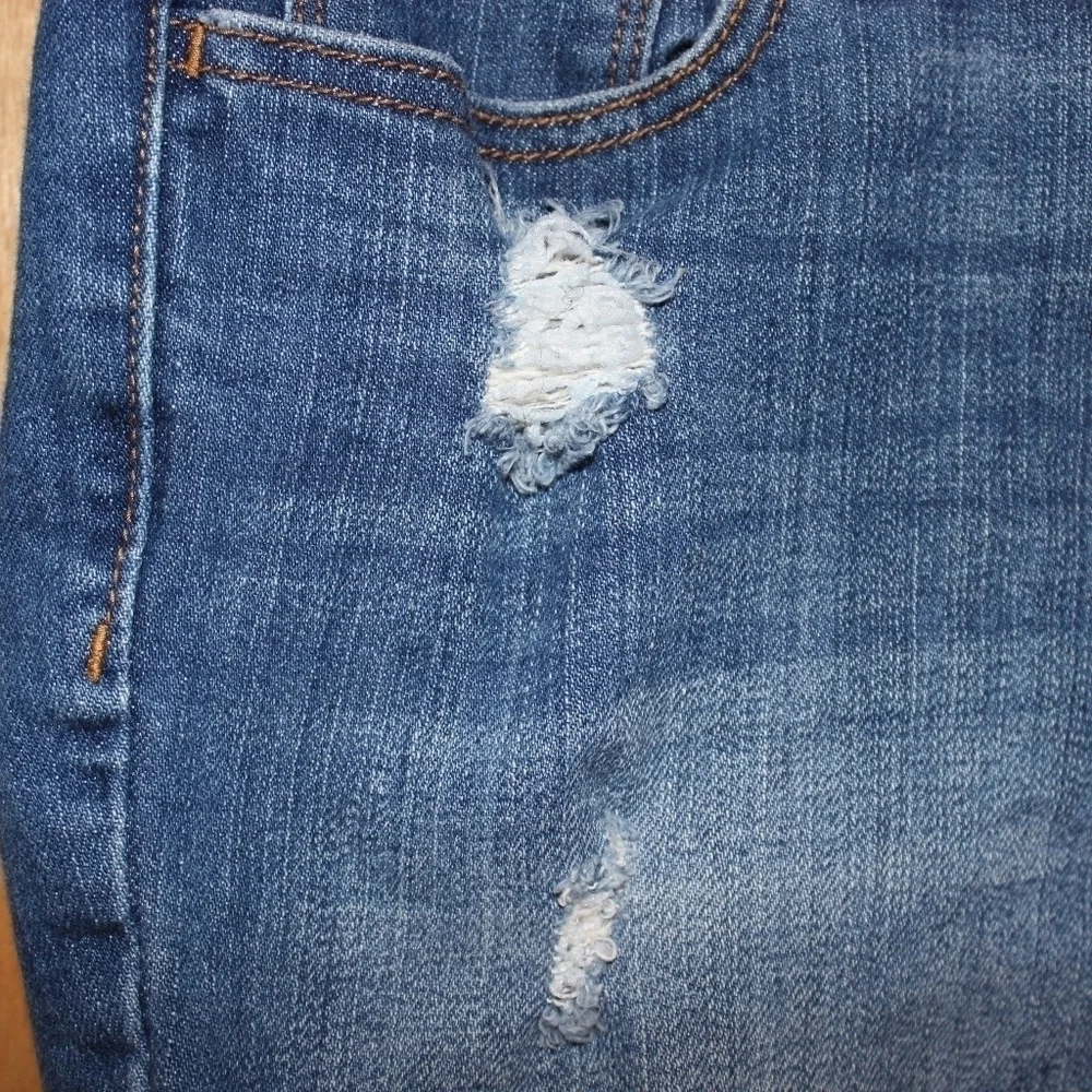 OLD Navy Boyfriend Denim Shorts